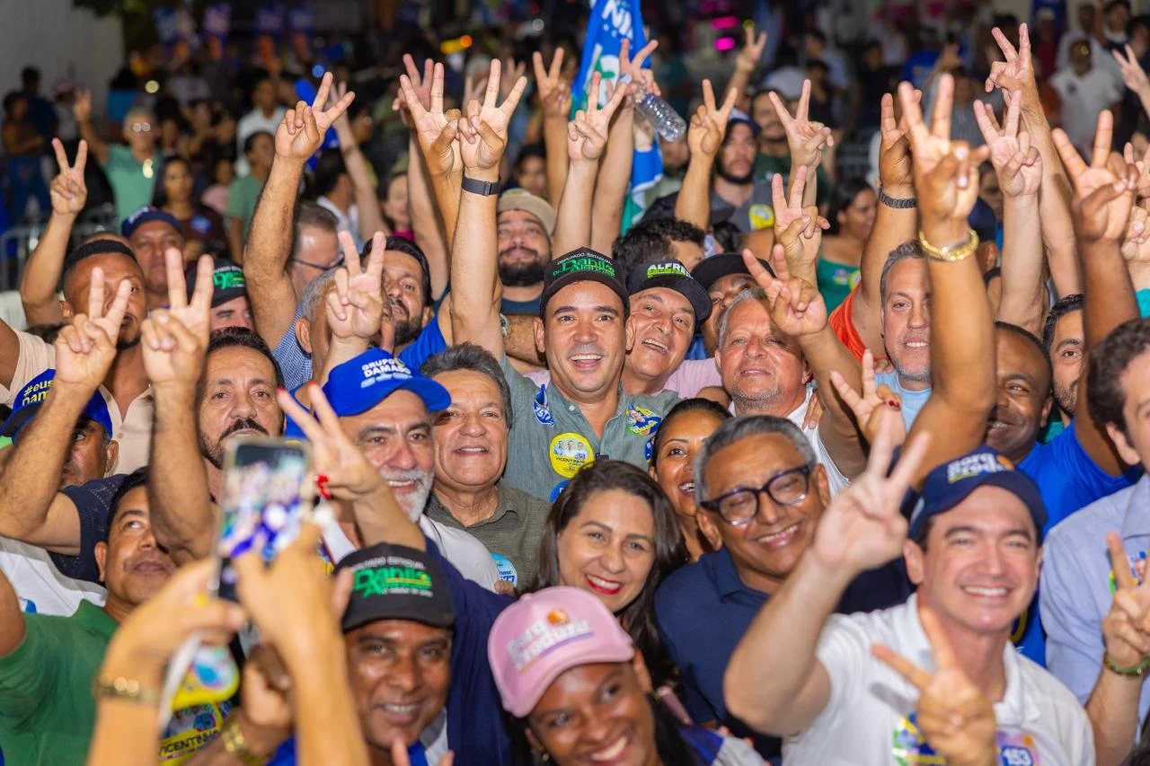 "Dito isso": Paraíso abraça Vicentinho em grande reunião