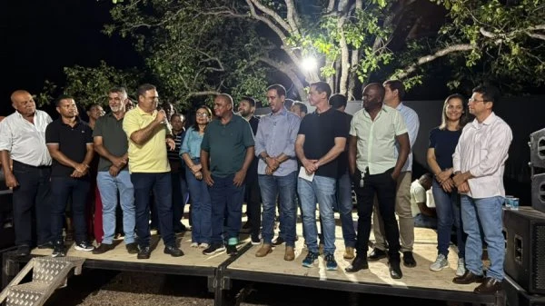 Levi Teixeira troca de lado e passa a apoiar Vicentinho Júnior ao Governo