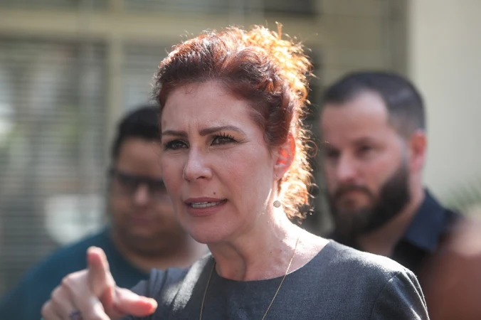Carla Zambelli é presa em Roma após condenação no caso de invasão hacker