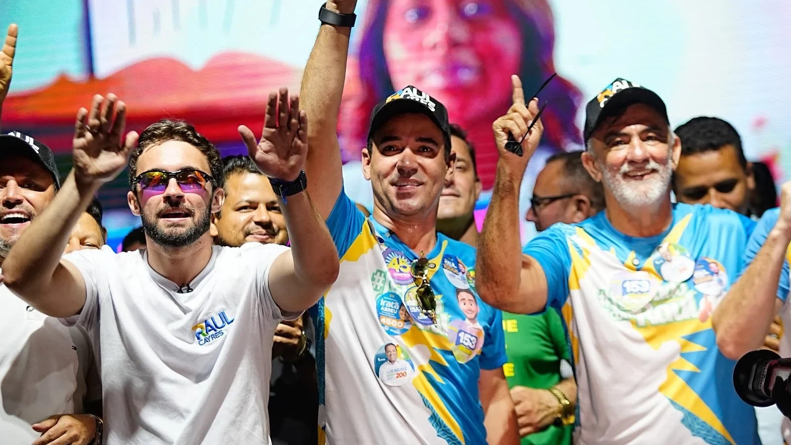 Em Augustinópolis, Vicentinho Júnior relata pressão na campanha e defende ampliação do Hospital Regional