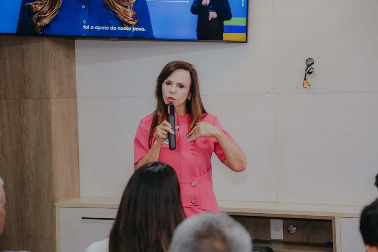 "Se tem gente querendo trabalhar e empresa querendo contratar, há um problema de qualificação", afirma Professora Dorinha