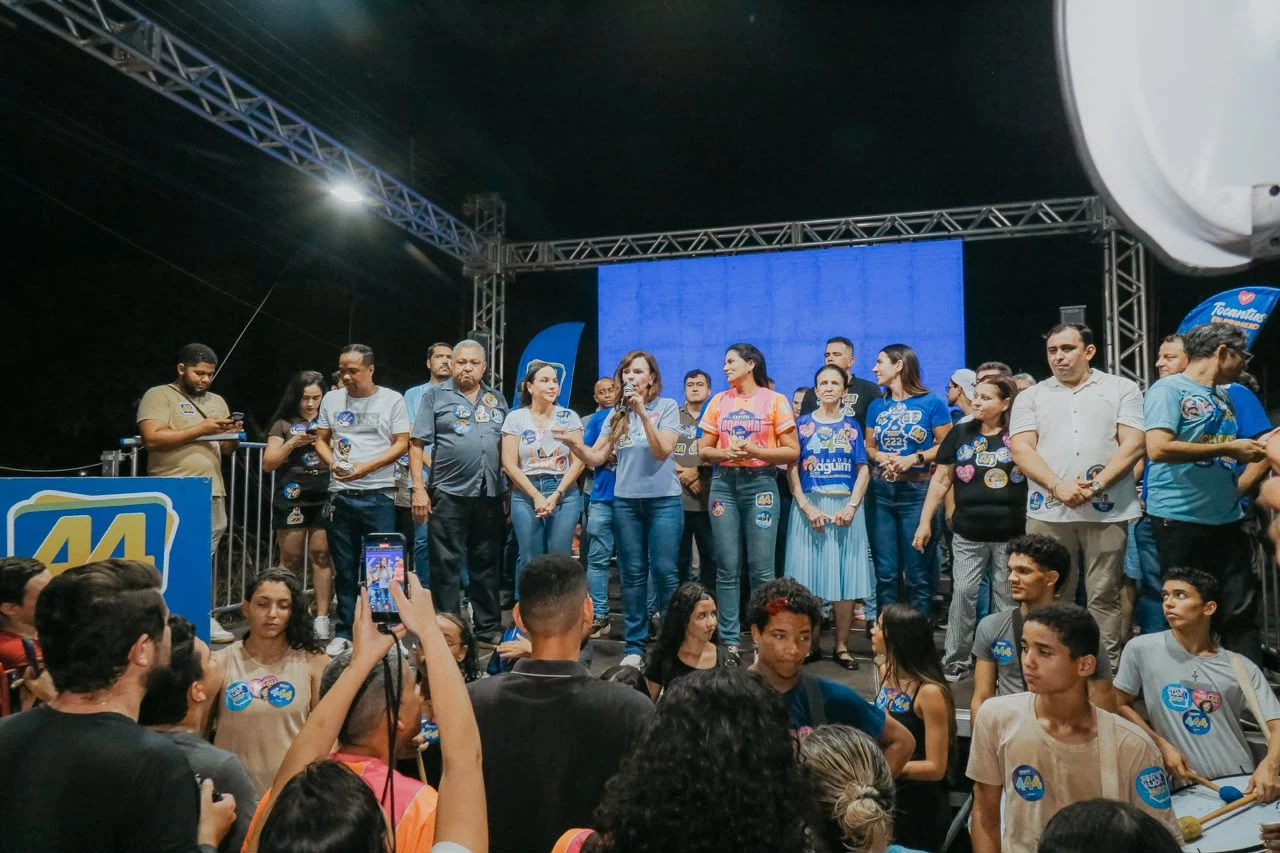 Professora Dorinha mobiliza milhares em Palmas e pede força às mulheres nas urnas