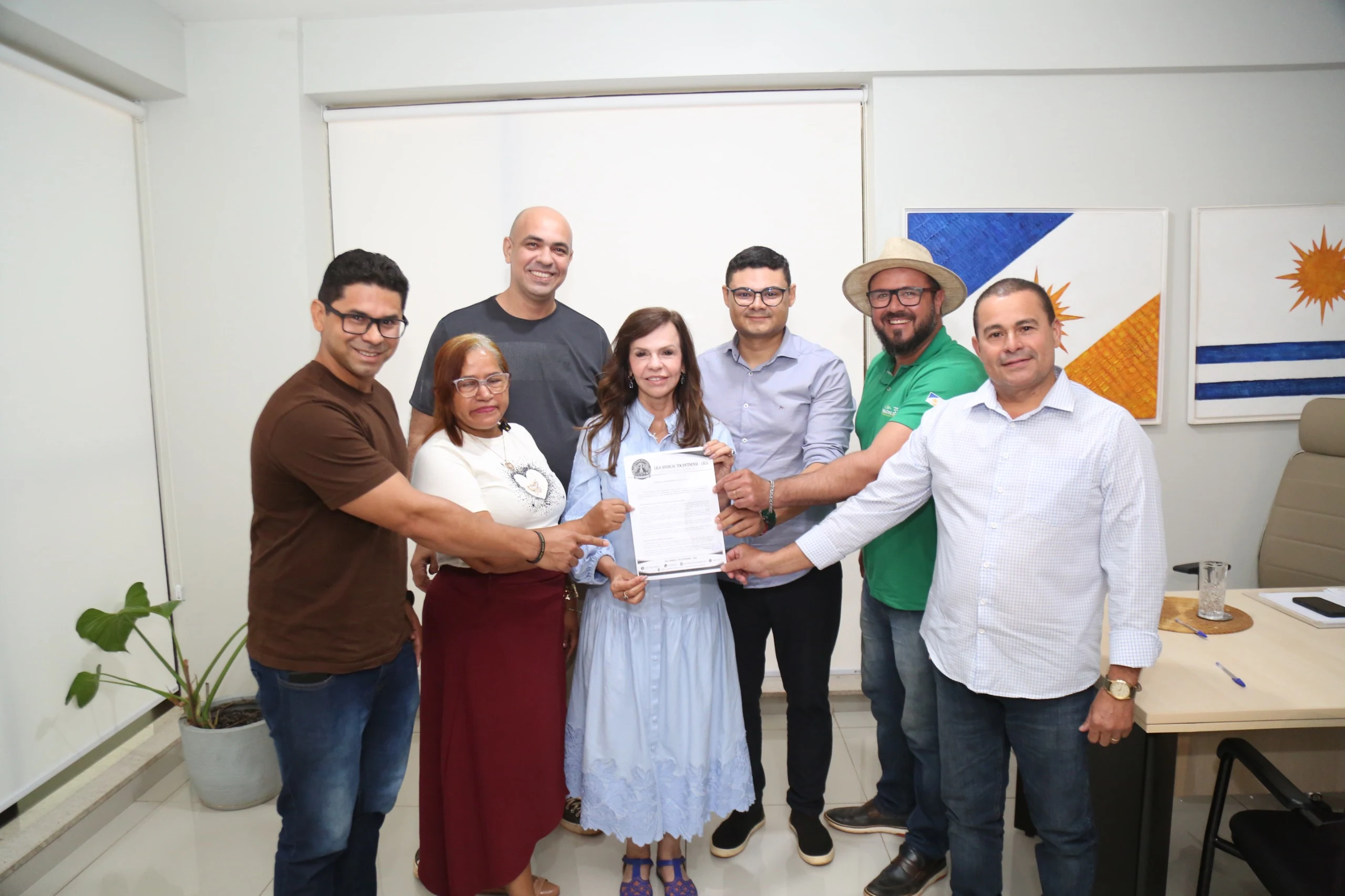 Professora Dorinha recebe Liga Sindical para discutir reivindicações dos servidores