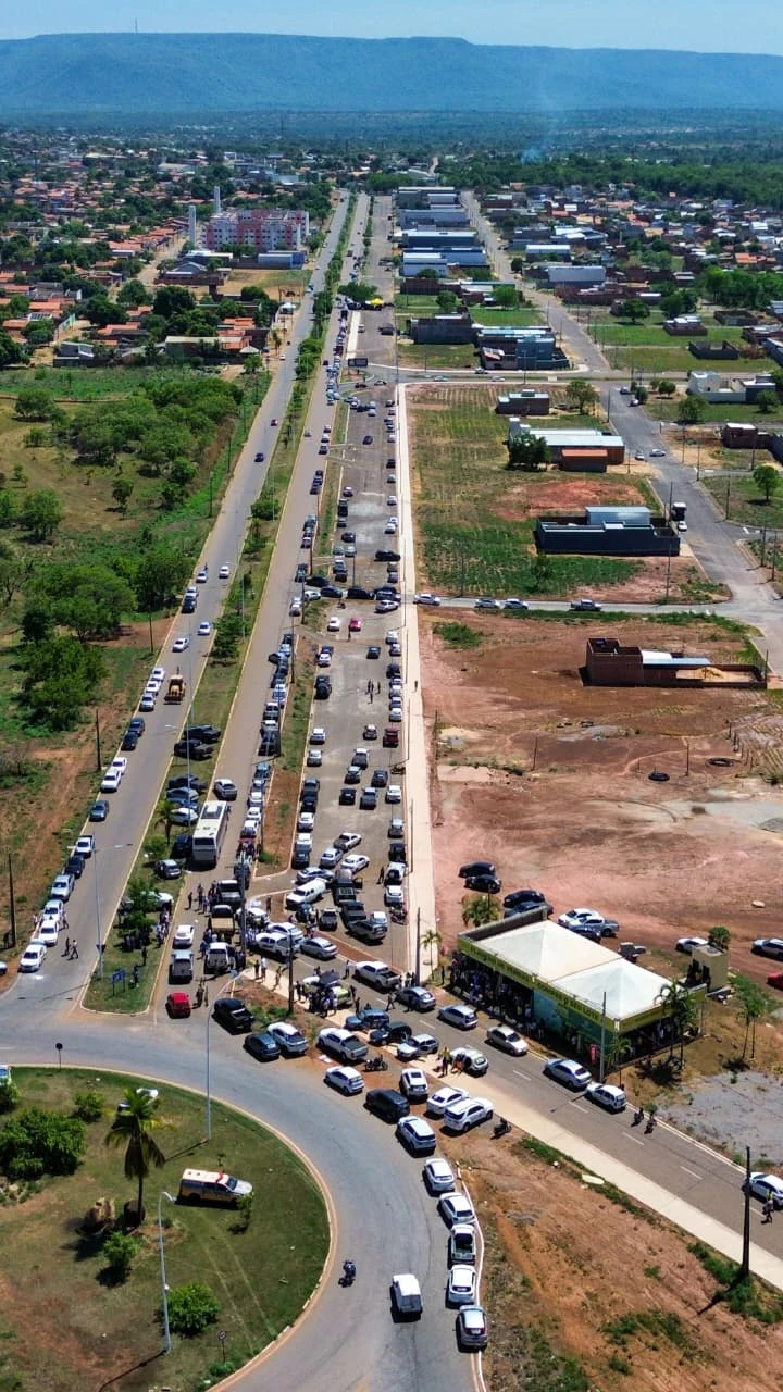 Vicentinho Júnior lidera carreata em Taquaralto e nos Aurenys, no sul de Palmas