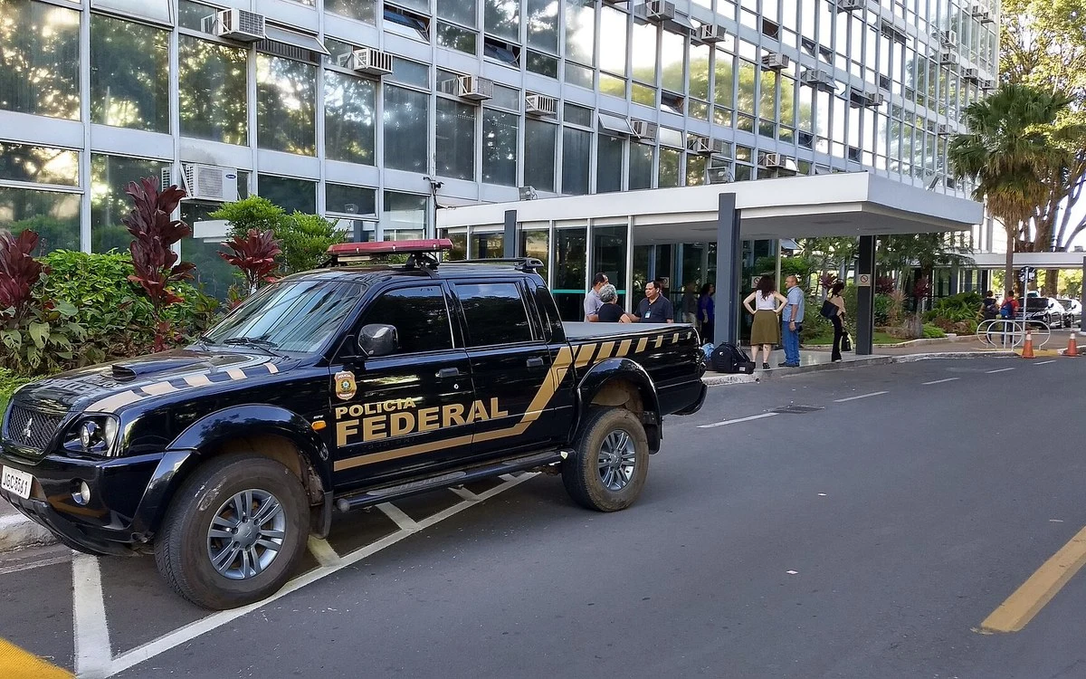 PF apura desvio de 122 veículos da União e prejuízo estimado de R$ 4,4 milhões