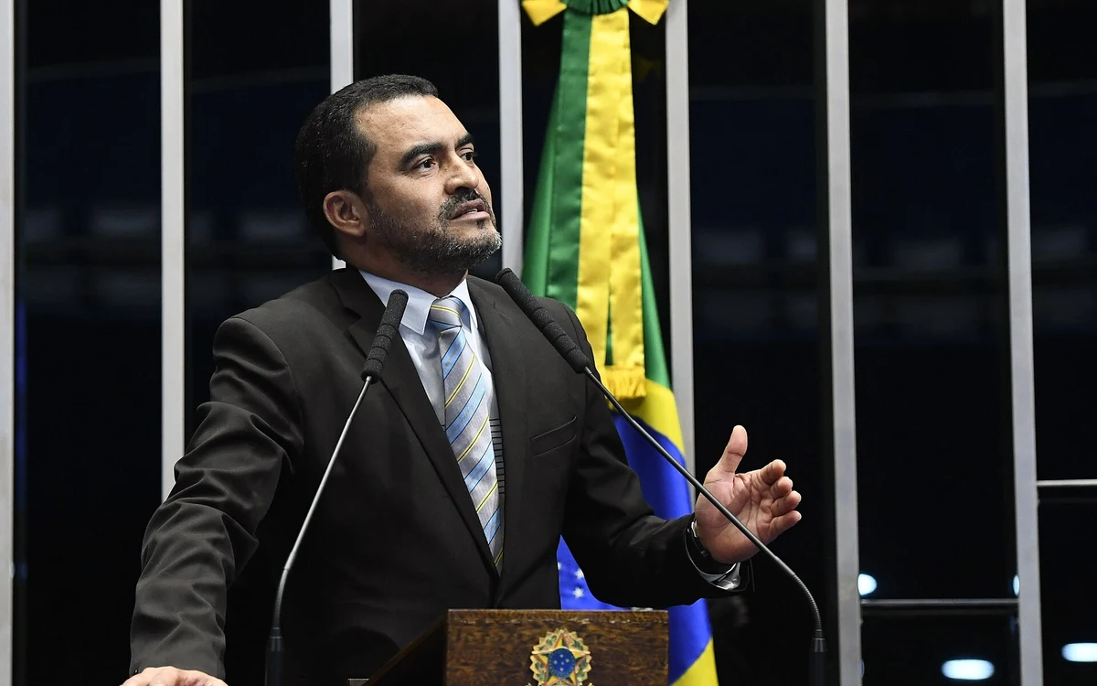 Wanderlei assina decreto para facilitar renegociação de dívidas de produtores rurais no Tocantins