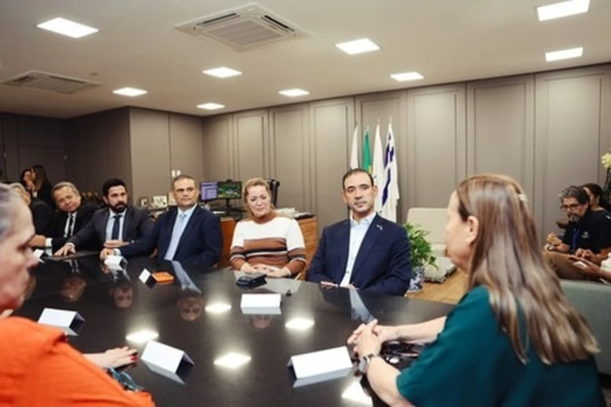 Vicentinho abre agenda institucional no TJTO e propõe cooperação entre os poderes