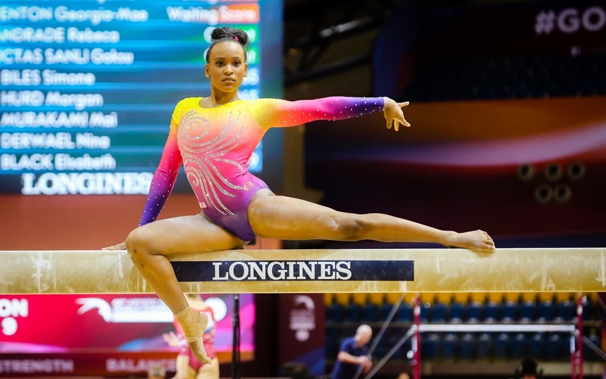 Brasil garante 5 finais no Mundial de Ginástica com Rebeca no salto e Flávia na trave