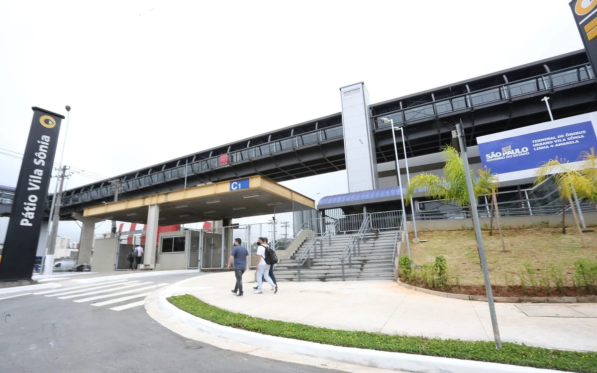 Estudante sofre injúria racial no metrô de SP; Ministério Público pede investigação